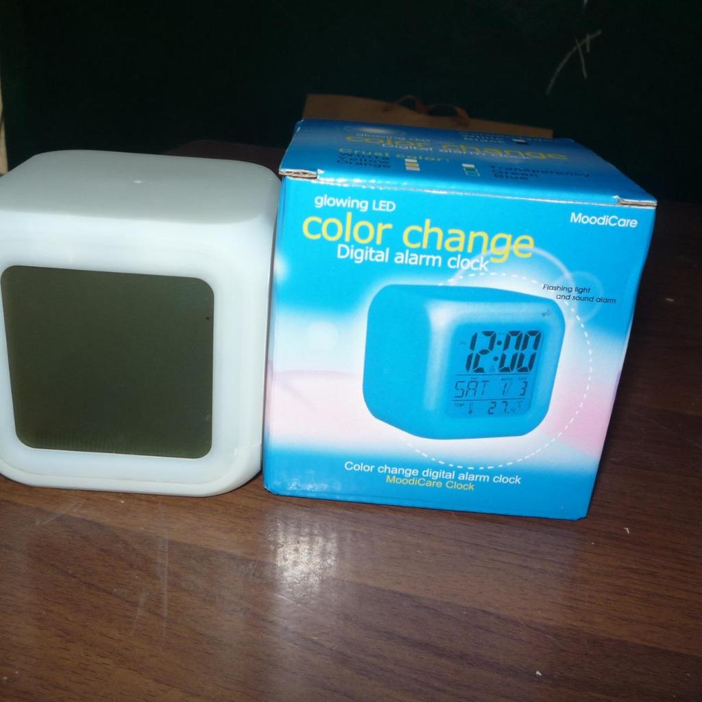 Color-Changing Four-Sided Mood Alarm Clock with Perpetual Calendar