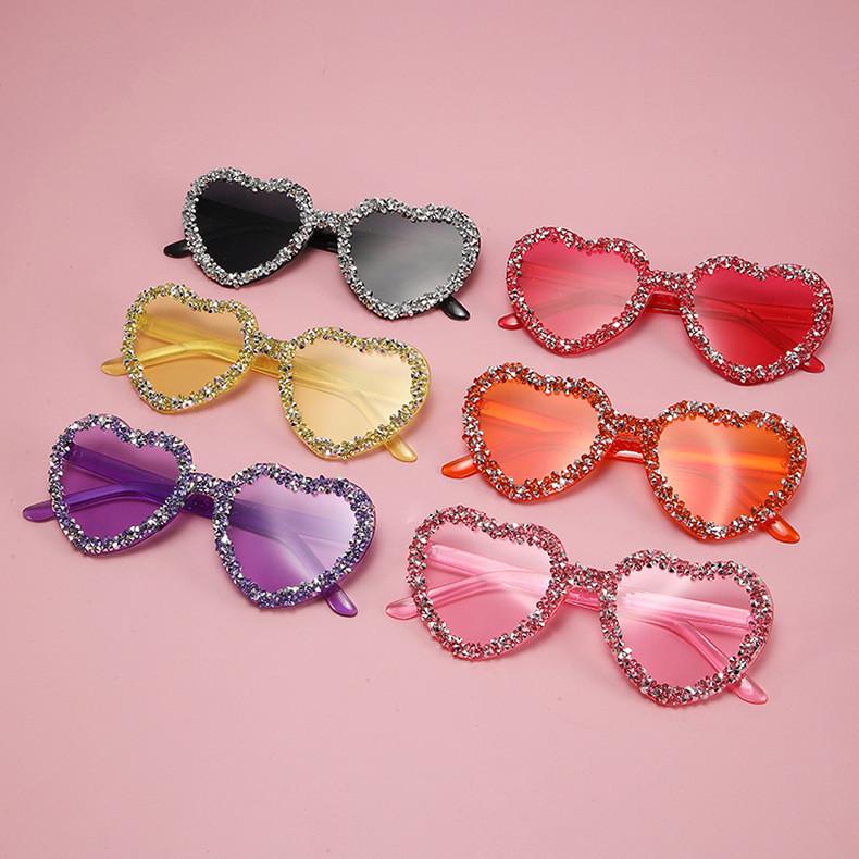 New Unisex Heartshaped Clear Jelly Sunglasses With Handmade Rhinestones For Summer Parties