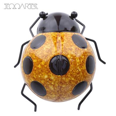 Tooarts Coccinella Decorazione da parete Ferro Cartoon Coccinella Decorazione divertente Artigianato Giardino o bambini
