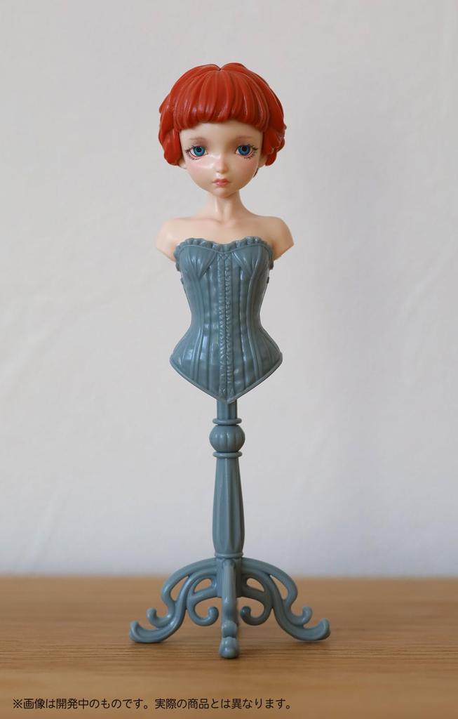 MIC DIG Puripla Lady Torso Plastic Model Pre-painted