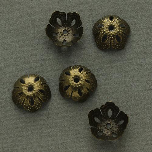 100pcs Gold Color Metal Hollow Flower Filigree End Caps 13.5*5mm Fit Round Pearl Bead DIY Jewelry Charm Making Findings