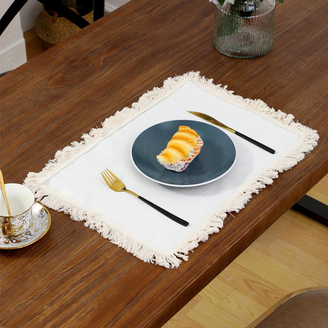 

1/2pcsNordic Solid Color Cotton Linen Placemat Home Cloth Table Mat Anti-Hot Insulation Meal Coaster Bowl Mat Table Decoration 30x30cm&1pc білий