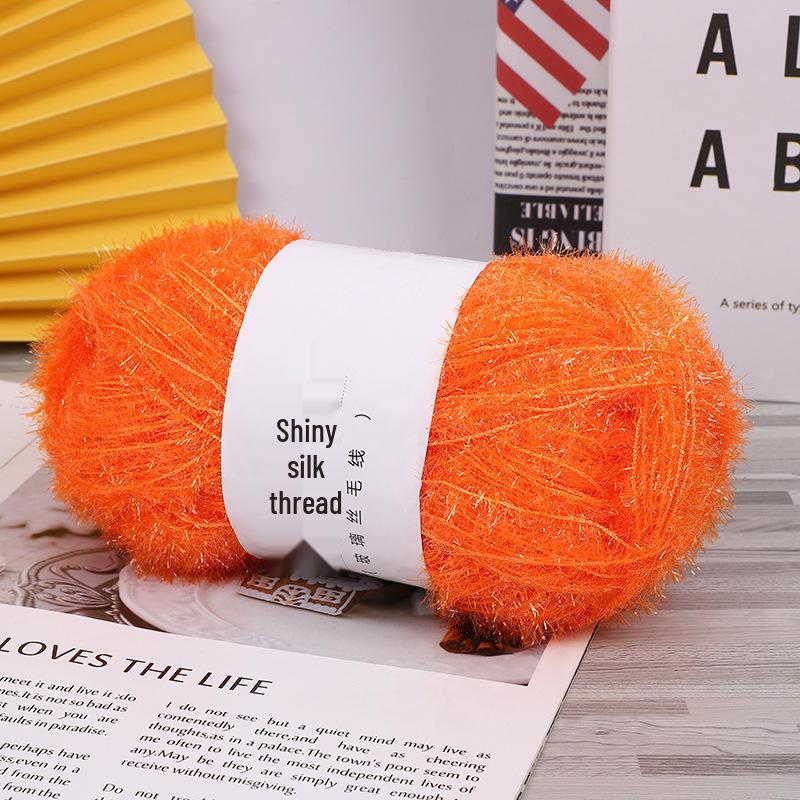 Korean-Style Handmade Strawberry Dishcloth: Non-Stick Oil, Bright Silk and Gold Thread Yarn, Glass Fiber.