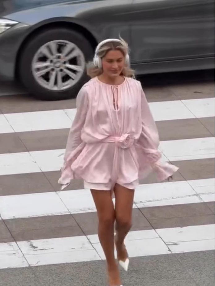 Frühling/Sommer 2025 Damen Reiner Stil Schnürung Blumenkleid Schlankmachender Minirock