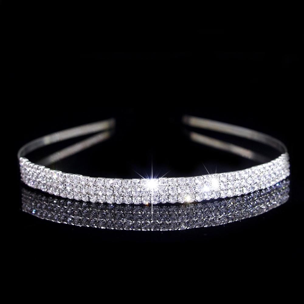 Elegant Multi-Layer Pearl Headband with Rhinestone Heart, Claw Chain Design – Perfect Bridal Hair Accessory