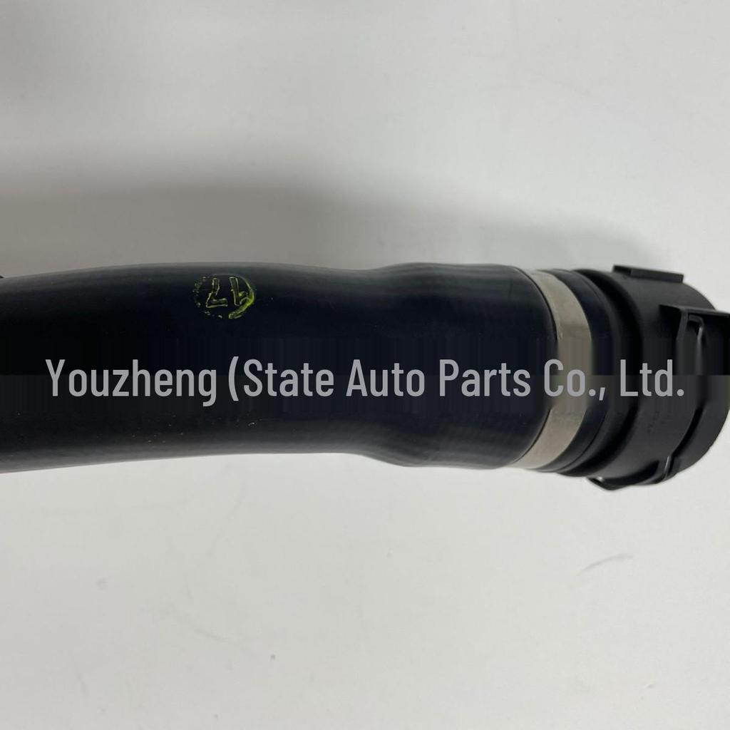 PCH001121: Compatible Lower Hose Assembly for 2002-2009 Jaguar Land Rover Range Rover.