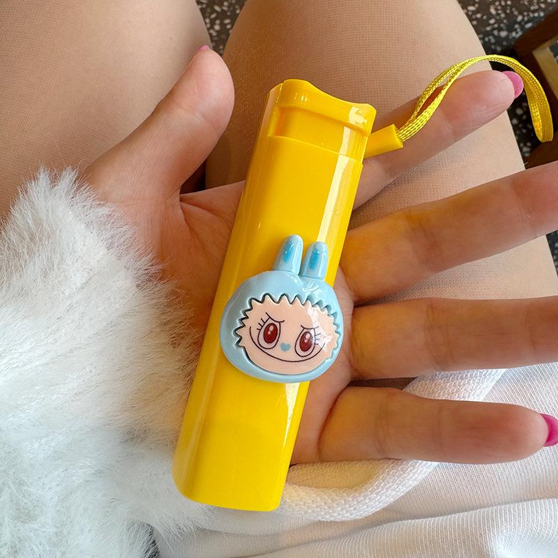 

Бутылка-распылитель в виде квадратной трубки с изображением кролика-монстра из мультфильма, портативная, для общежития, мини-квадратная бутылка-распылитель жёлтый