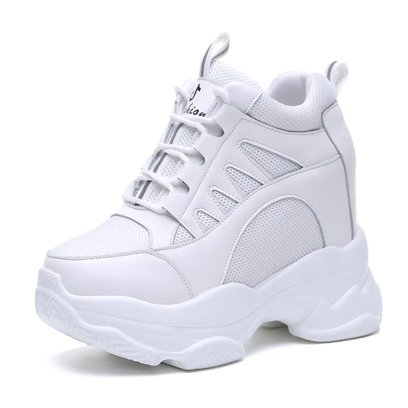 

Женские кроссовки на платформе 2025 Лето Дышащая сетчатая обувь Женские туфли на танкетке Повседневная обувь 10 см Толстая подошва Кроссовки Белая обувь 38 белый