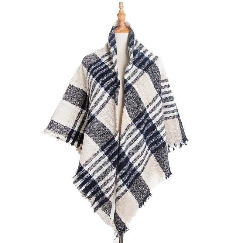 Jesienny i zimowy nowy okrągły szalik z poliestru z kolcami z wełny dwustronny w kratkę w kolorze kwadratowym szalik damski