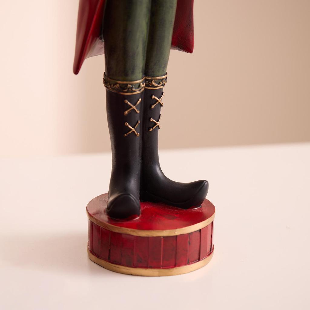 Resin Nutcracker Soldier Ornament with Christmas Wreath Gift Box