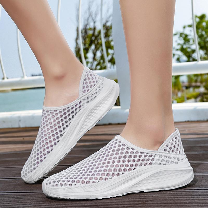 Summer Men Running Shoes Hollow Mesh Shoes Soft Sole Thick Base Single Network Thin Mesh Shoes Man Casual Sports Plus Size 36-48
