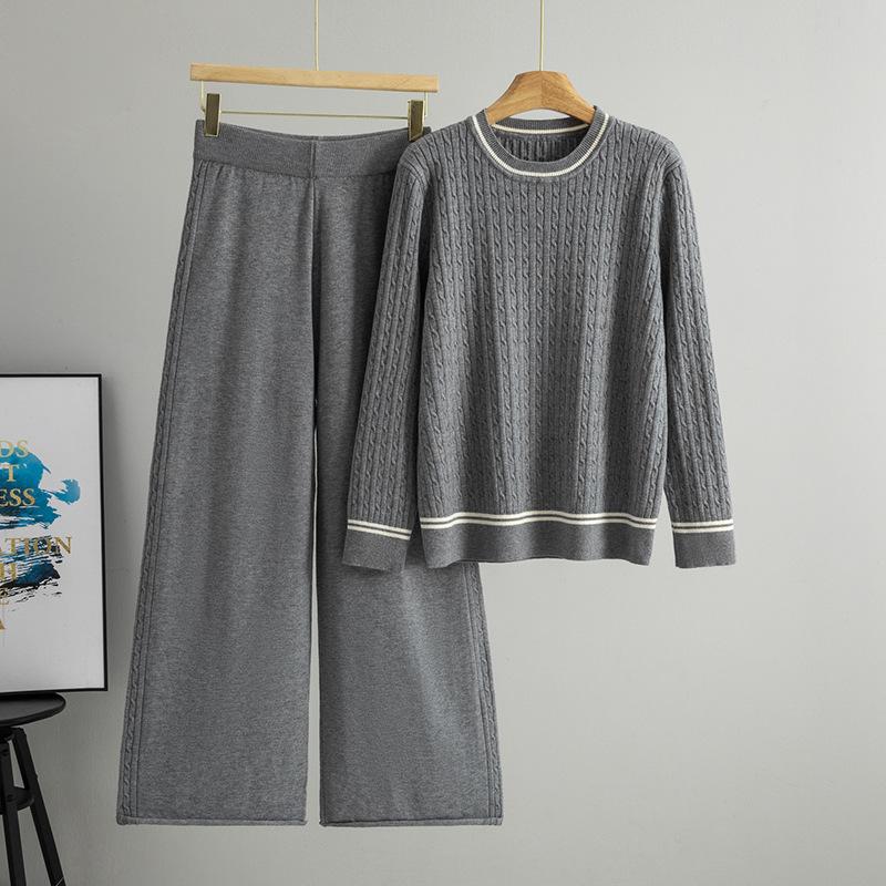 A New Autumn and Winter Fashion Set for Women, Featuring A Round-neck Knitted Sweater with A Loose and Elegant Base Layer and Wide-leg Pants