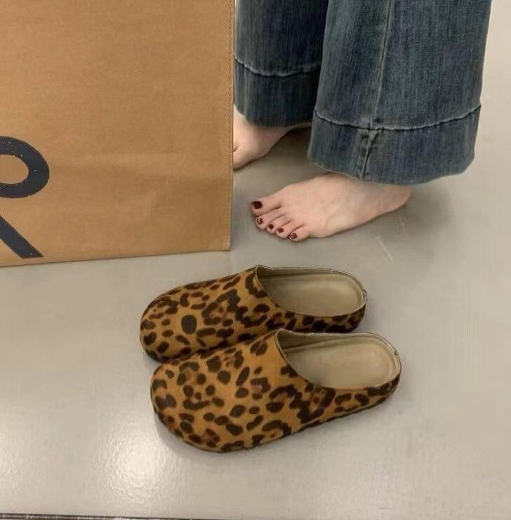 Women's Slippers Closed Toe Round Toe Suede Clogs Sandals Autumn New Retro Solid Color Flat Bottom Women's Mules Shoes