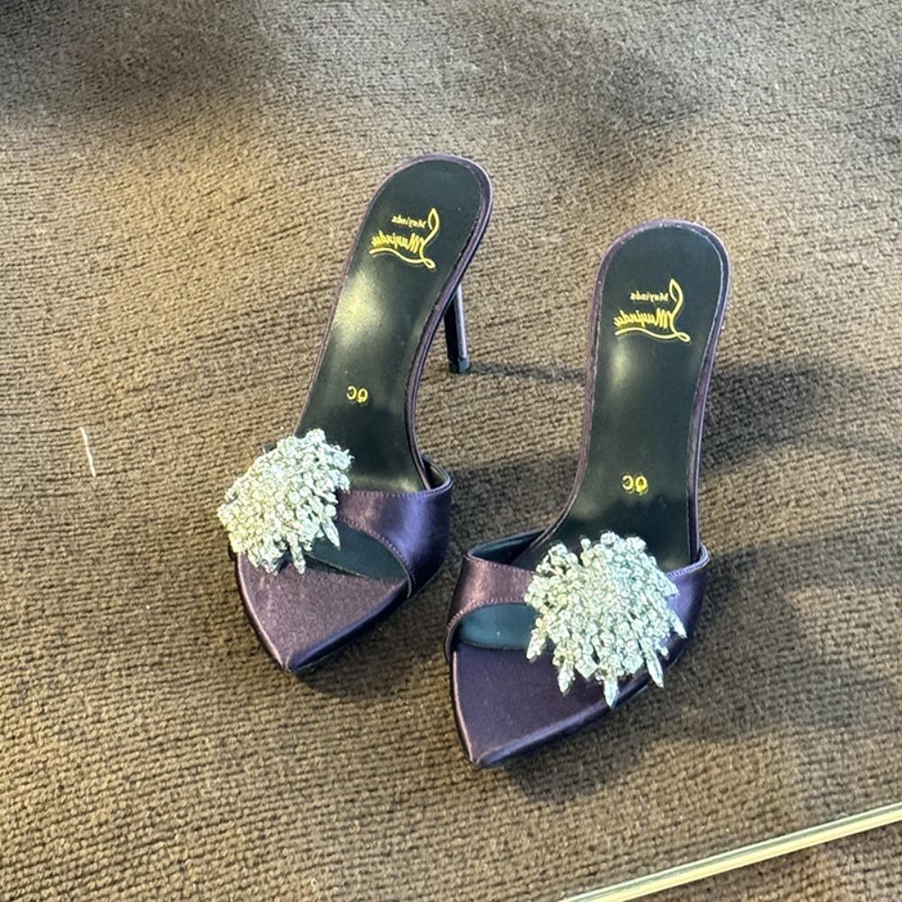 Fashion Slippers for Women's 2025 Summer New Model Rhinestone Stunning High Heels Cool Slippers Pointed High Heels Sandals for Women