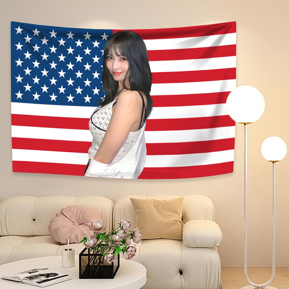 

Момо Розовый Американский Флаг Гобелен K-pop Смешной Комнатный Мерч Подарок Настенный Баннер Для Спальни Гостиной Общежития Яркий Цвет Декор 29x37in