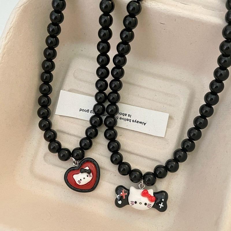 Vintage Niche Dark Kitty Cat Necklace Cartoon Cute Premium Sense Beaded Collarbone Chain Love Pendant Necklace