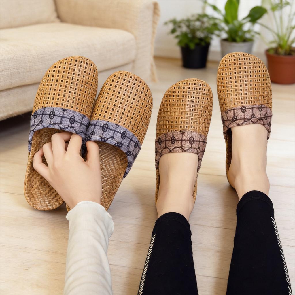 Linen slippers summer breathable rattan straw mat woven flat bottom men's and women's spring and autumn European indoor cool slippers small daisies