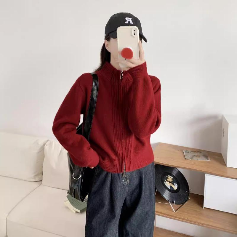 Stand-up collar zipper knitted cardigan women's autumn and winter design sense round neck loose versatile short casual sweater jacket