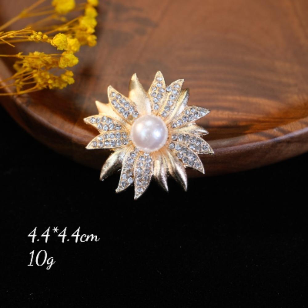 Brooch Scarf Buckle Alloy Diamond Studded Bowknot Korean Style Elegant Temperament For Women Daily Wear Gift