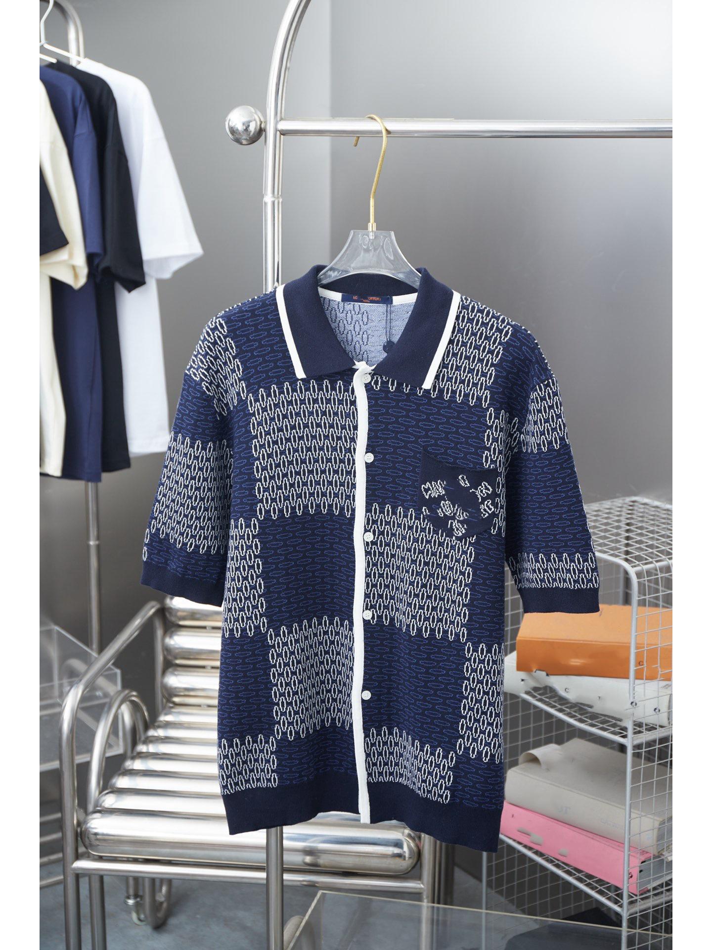 

2025 Ранняя весна Высококачественный клетчатый мерсеризованный хлопковый трикотажный комплект кардигана с коротким рукавом и шорт для мужчин и женщин M