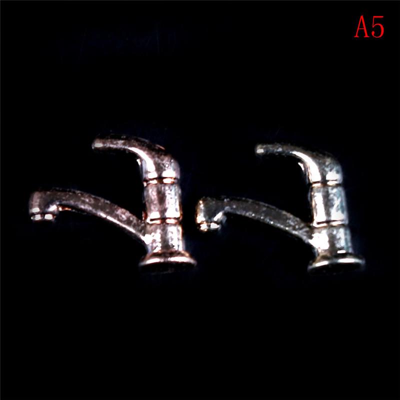1/2/4/12PCS 1:12 Miniature Metal/Plastics Water Tap Faucet Dollhouse Kitchen Bathroom Accessories Dollhouse Miniature Faucet Toy