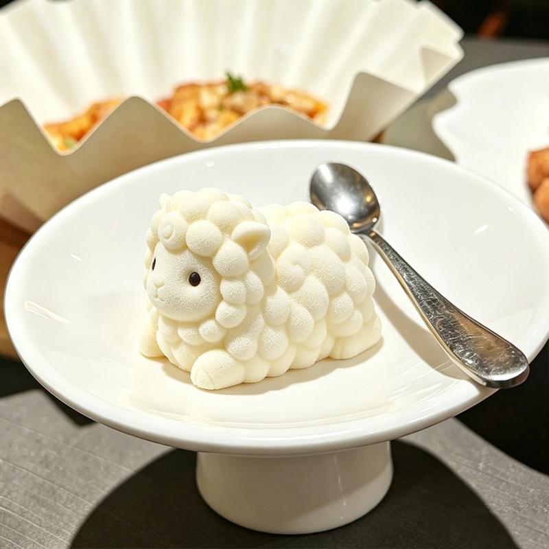 Food Grade Sheep Shaped Silicone Mold Non Stick Surface Easy Demould For Homemade Mousse Cake Chocolate Dessert Baking
