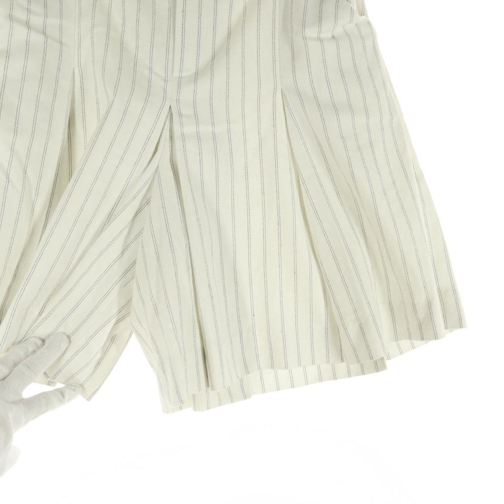 Schönheitsprodukte Mila Owen Gestreifte Shorts Weißes System Damen Gebraucht