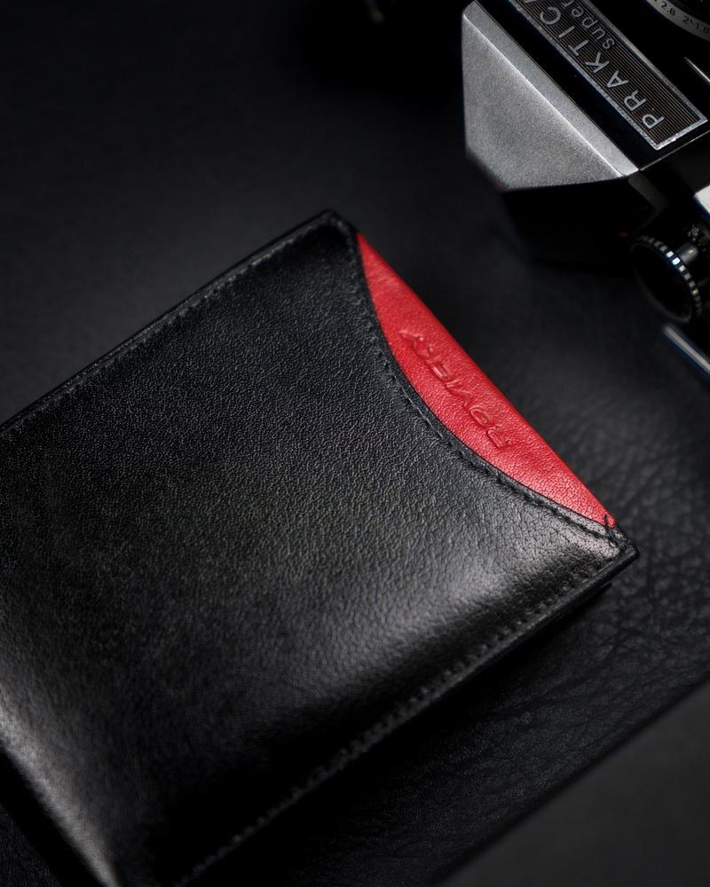 Men's wallet made of natural grain leather with a removable card holder - Rovicky
