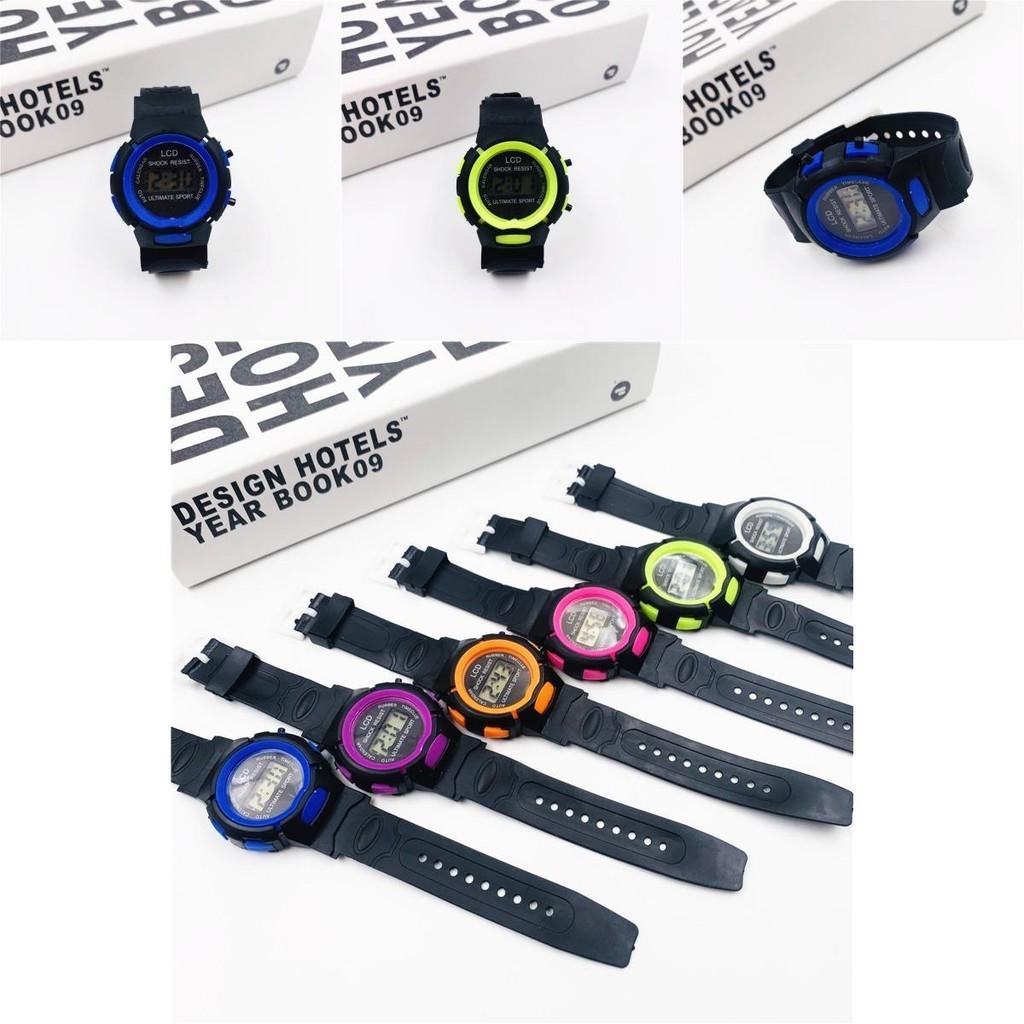 Montre électronique pour enfants de haute qualité avec un design circulaire coloré adaptée aux garçons et aux filles