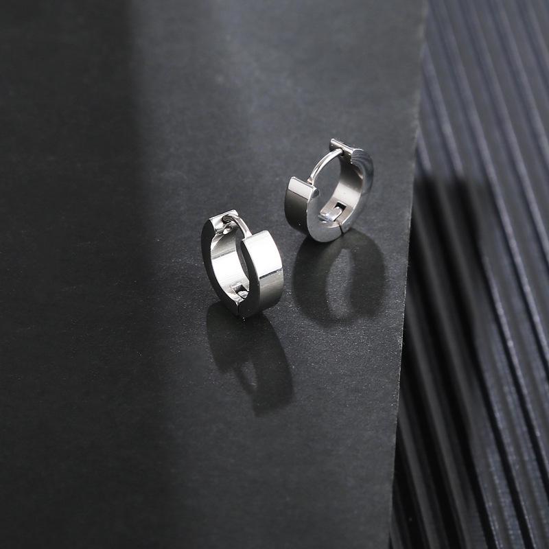 Rose Gold Waterproof Stainless Steel Hoop Earrings - Non-fading Wide C-shaped Ear Clips for Men and Women.