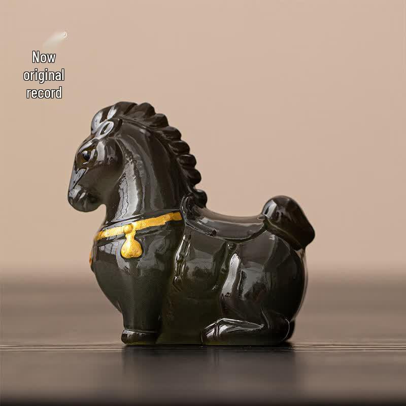UO SO Color-Changing Zisha Tang Horse Tea Pet