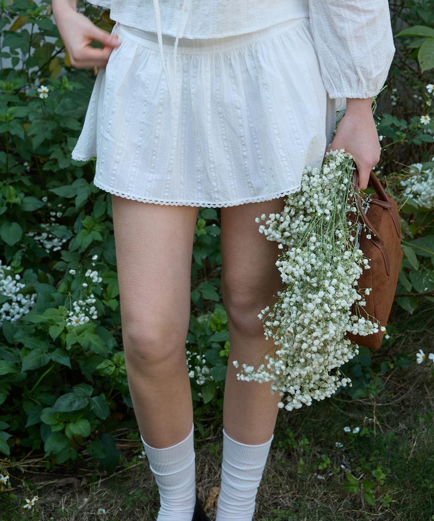 Letter From Moon Wish Lace Mini Skirt (White)