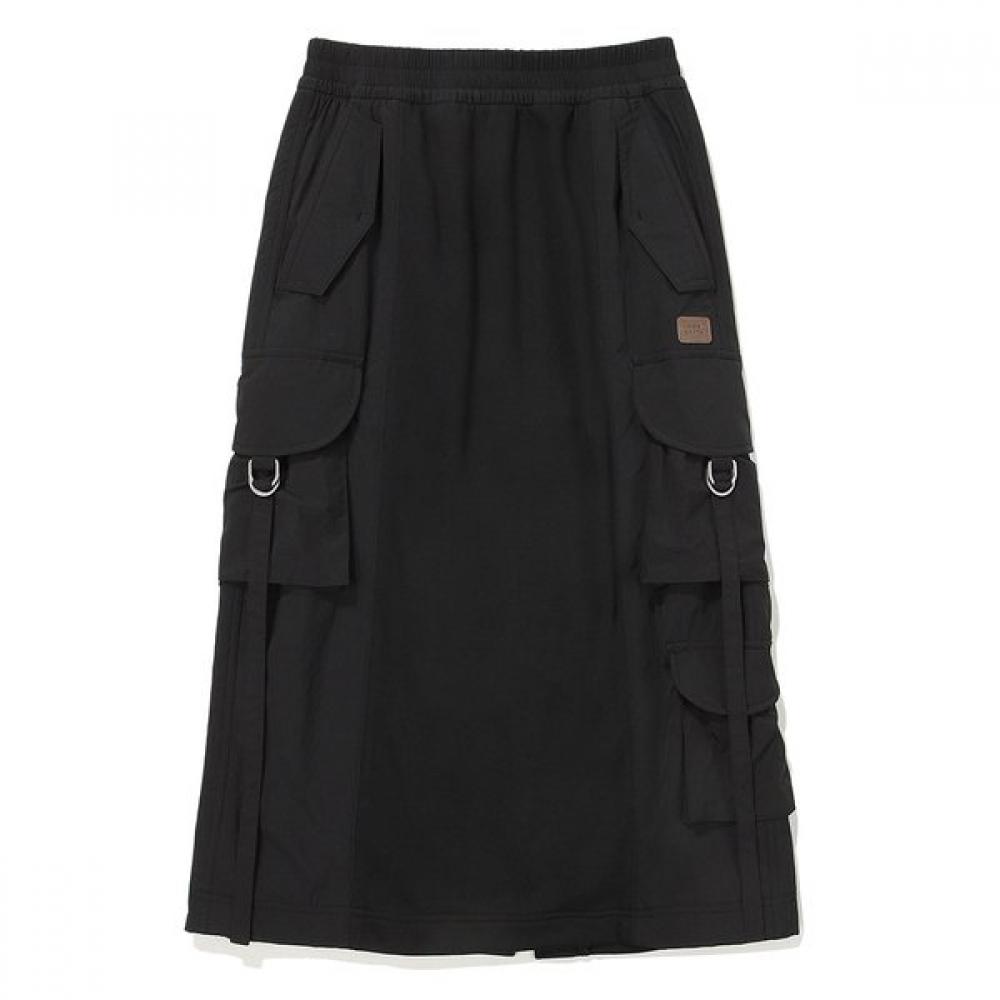 Woven Patch Bijo Cargo Skirt  Black 065