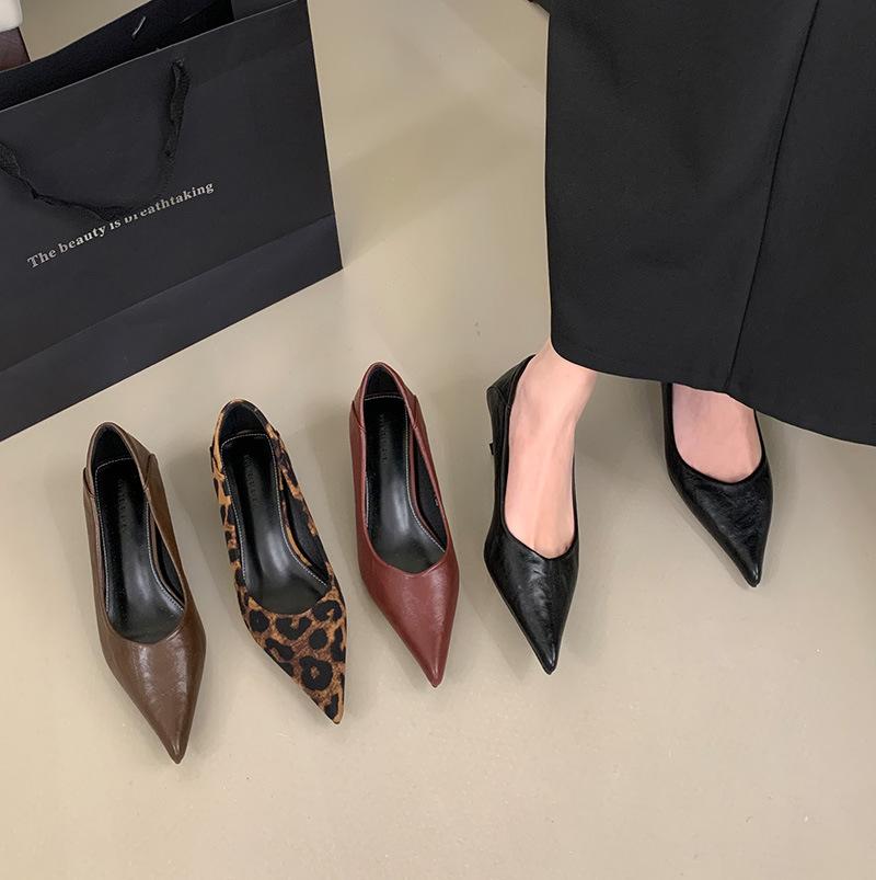 New leopard print stiletto shoes, sexy and comfortable pointed head shallow mouth high heels, versatile temperament commuter women's shoes