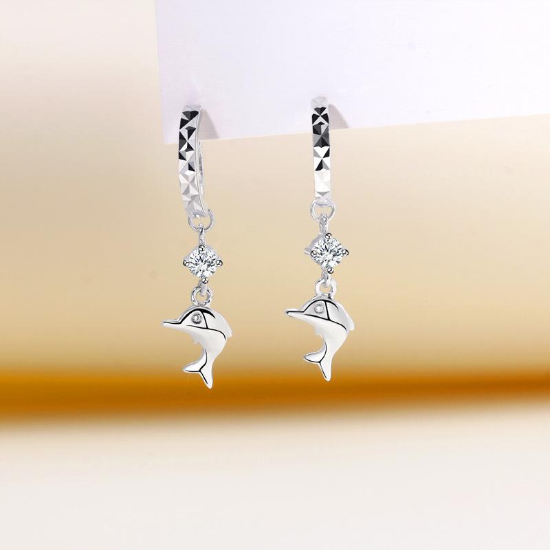 Dolphin Ear Buckle Women's Personality Car Flower Fashion High Sense Niche Temperament Women's Earrings