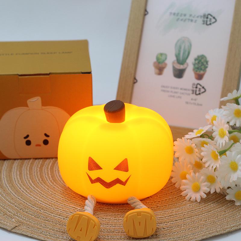 Cross-border Halloween LED Pumpkin Night Light – Sleep Companion & Rechargeable Decoration 1w (In Stock/Data Cable + Color Box)