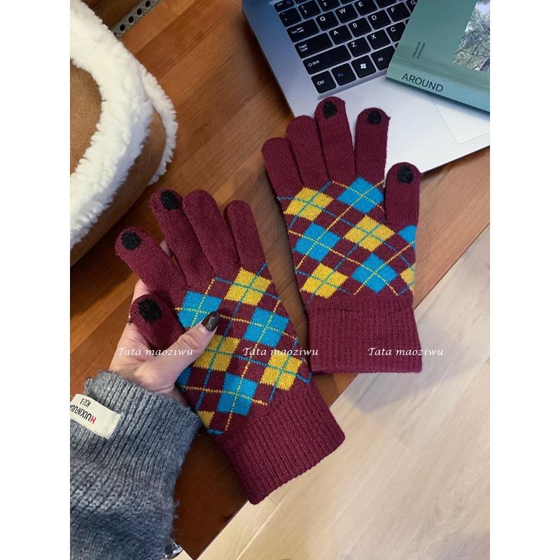 Warm gloves women's winter wool knitted color matching rhombus lattice cold-proof and velvet five-finger students can ride