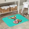 Tappetino con design Chihuahua e ciambella, sfondo turchese, moquette in poliestere per ingresso interno soggiorno