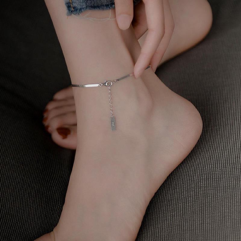 Versatile S925 Sterling Silver Anklet for Girls - Simple, Stylish Foot Chain for Summer and Autumn
