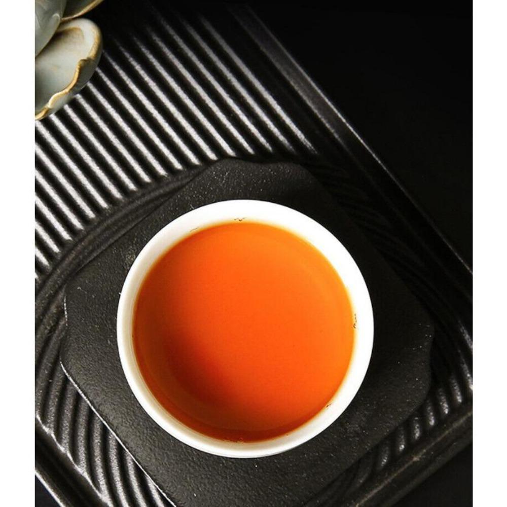 China Yunnan Fengqing árbol antiguo Dianhong Dian Hong té negro ladrillo rojo 250g