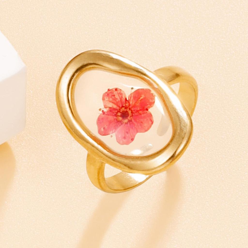 Women's Open Baroque Oval Geometric Ring In Stainless Steel