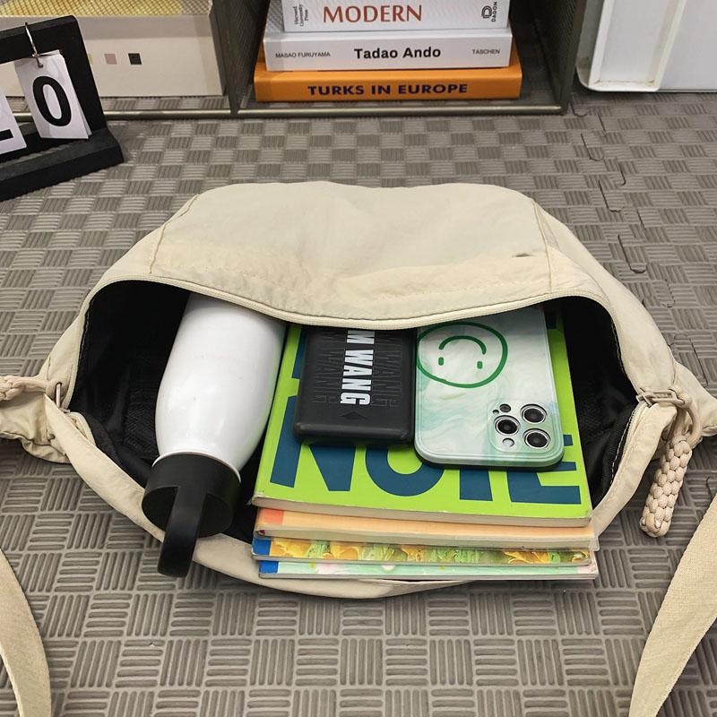 Commuter Shoulder Bag Solid Color Crossbody Bag Student Lightweight Sports Nylon Chest Bag