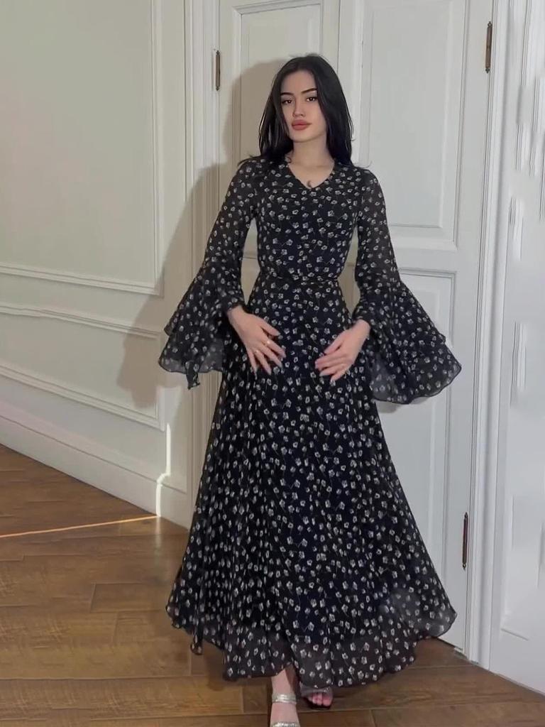2024 Spring Chiffon Patchwork Dress with Irregular Hem and Ruffle Sleeves