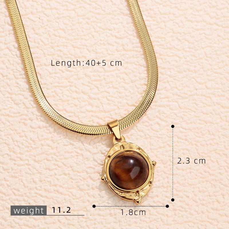 Maillard Style 18k Gold Irregular Tiger's Eye Pendant Necklace
