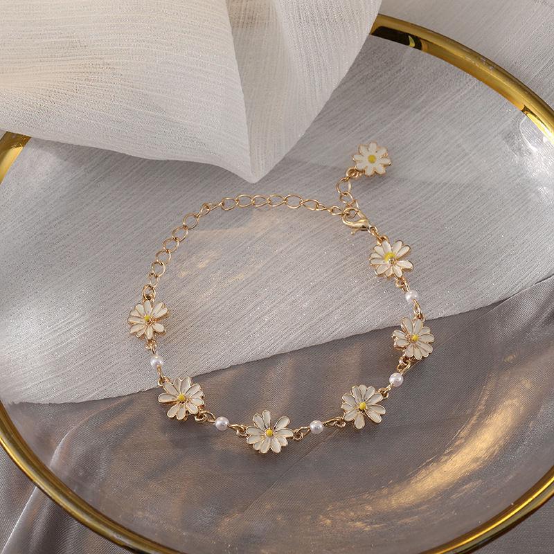 Japanese & Korean Alloy Flower Bracelet - Chic Daily Wear, Small Daisy Design for Women