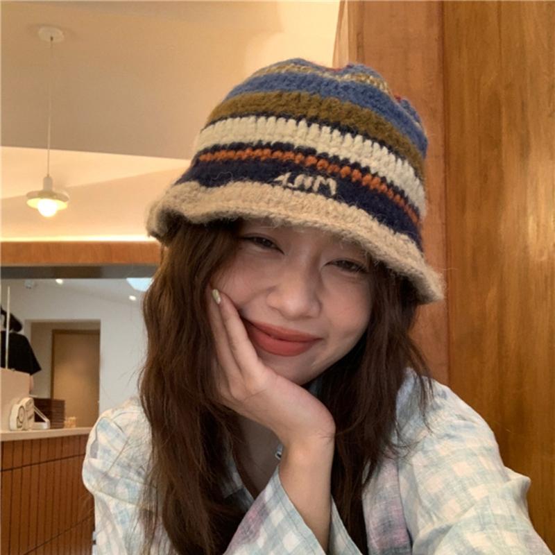 Popular Crochet Stripe Hat Knitting Fisherman Hat Handmade Knit Skull Hat Ins Style Beanies Hat Girls Casual Bucket Hat