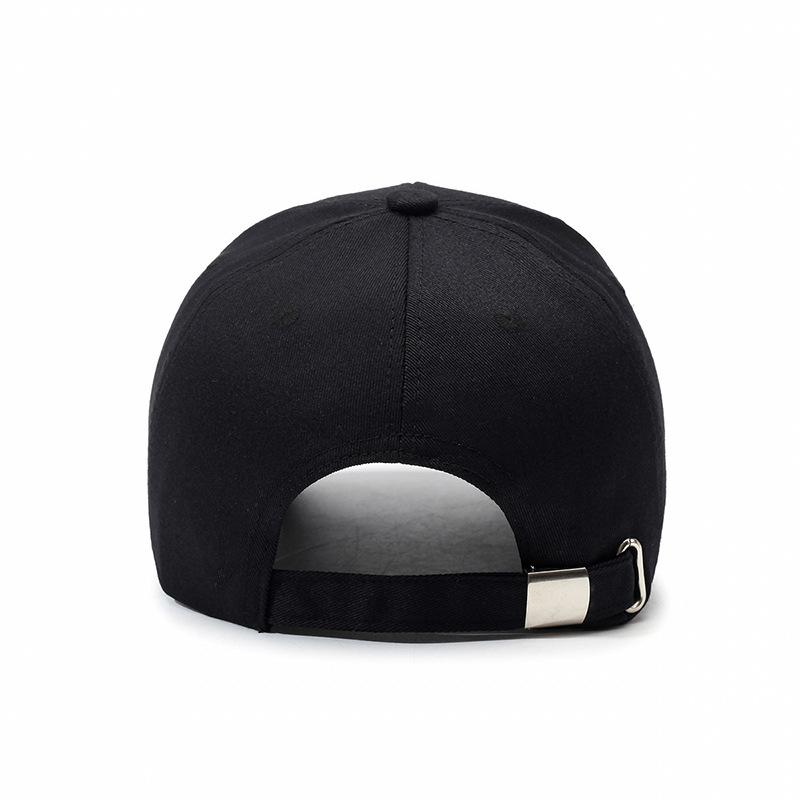 New Spring Style 3D Embroidery Big "F" Baseball Cap. It's a unisex sports cap with a visor, designed for sun protection during o