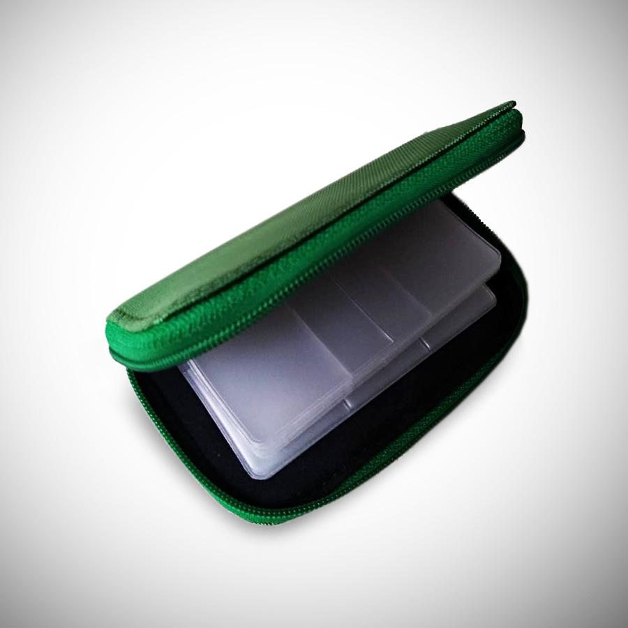 22-Slot CF, SD, and Mobile Memory Card Holder with Gift Bag
