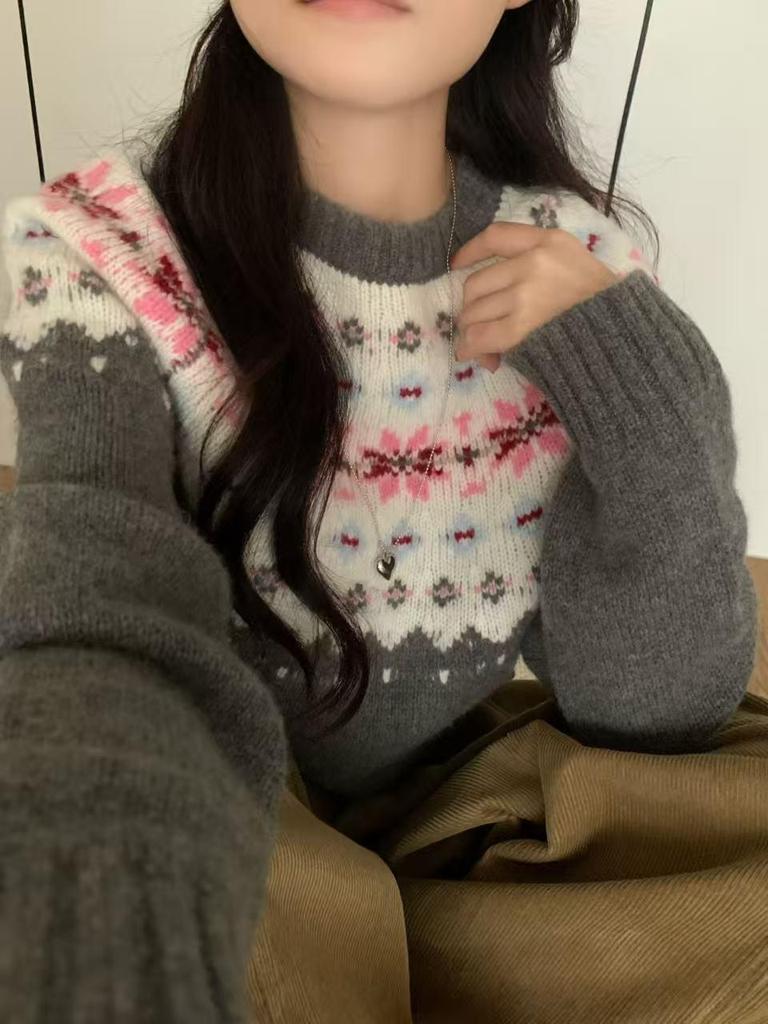 2026 Retro Fair Isle Women's Wool Sweater - Thick, Warm Jacquard Pullover