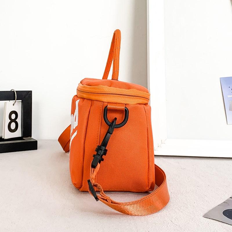 Spring new hook handbag shoulder bag crossbody bag makeup bag popular sports item